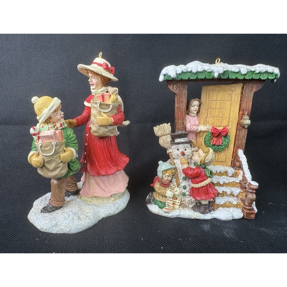 Lot Of 2 Silvestri Figurines Kids Making Snowman & Mother & Child Shoppers